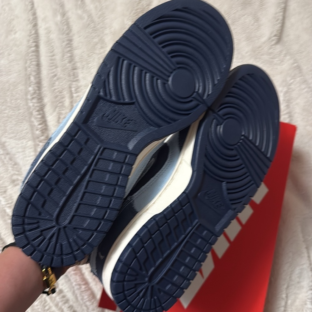 Nike Dunk Low Retro SE - Picture 7 of 13